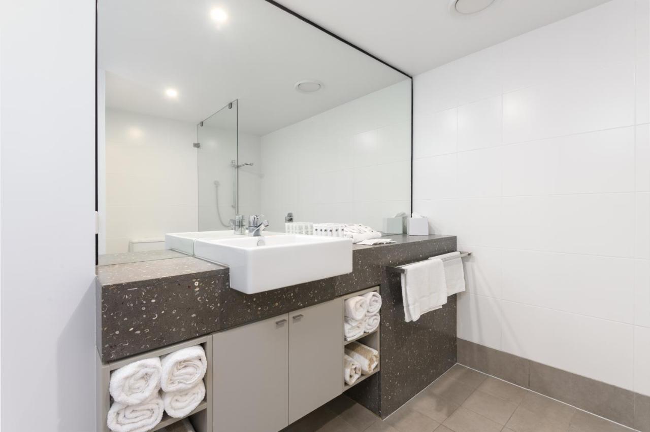 Beach Club Port Douglas Luxury Apartments Экстерьер фото